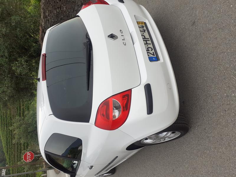 Renault Clio • 2009 • 400,000 km 3