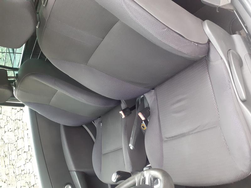 Renault Clio • 2009 • 400,000 km 2