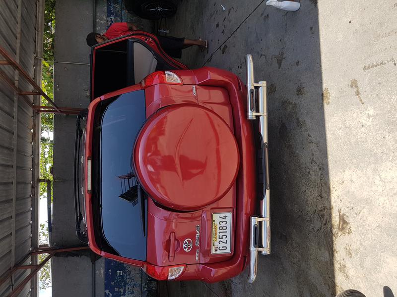 Toyota RAV4 • 2007 • 90,000 km 2