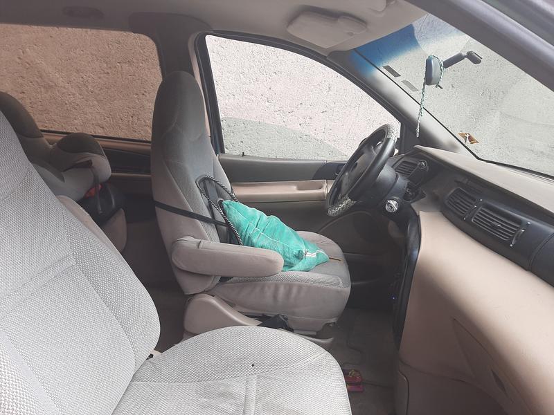 Ford Windstar • 1996 • 100,000 km 1