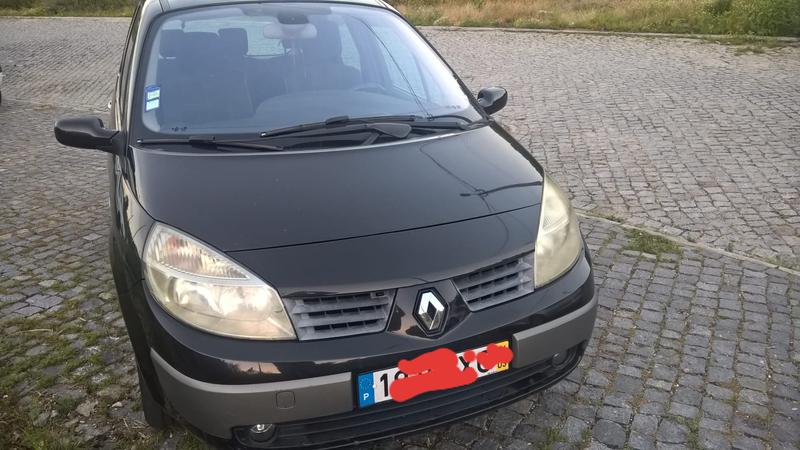 Renault Scénic • 2004 • 240,000 km 2