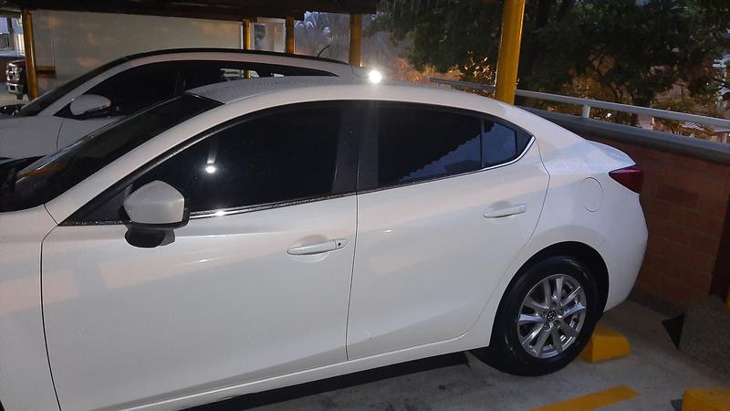 Mazda 3 • 2015 • 42,000 km 3