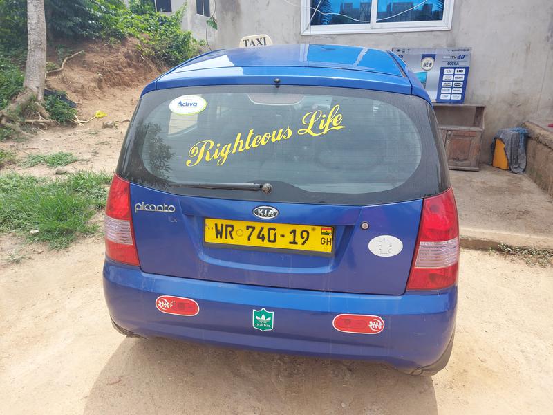 Kia Optima • 2005 • 175,000 km 3