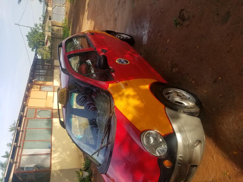 Daewoo  • 2012 • 25,000 km 7