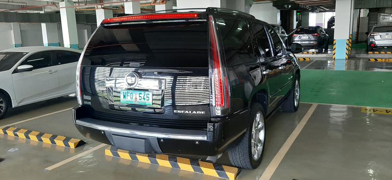 Cadillac Escalade • 2013 • 49,000 km 3