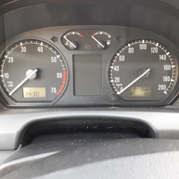 Škoda Fabia • 2003 • 143,669 km 9