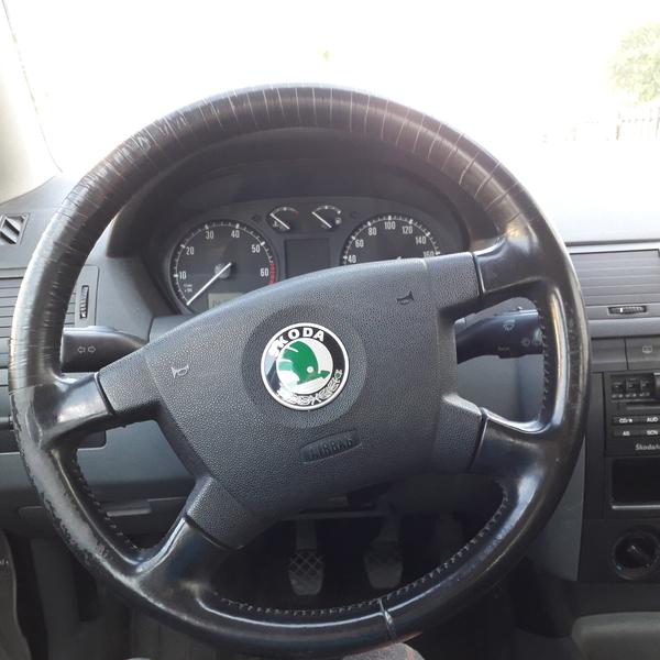 Škoda Fabia • 2003 • 143,669 km 1