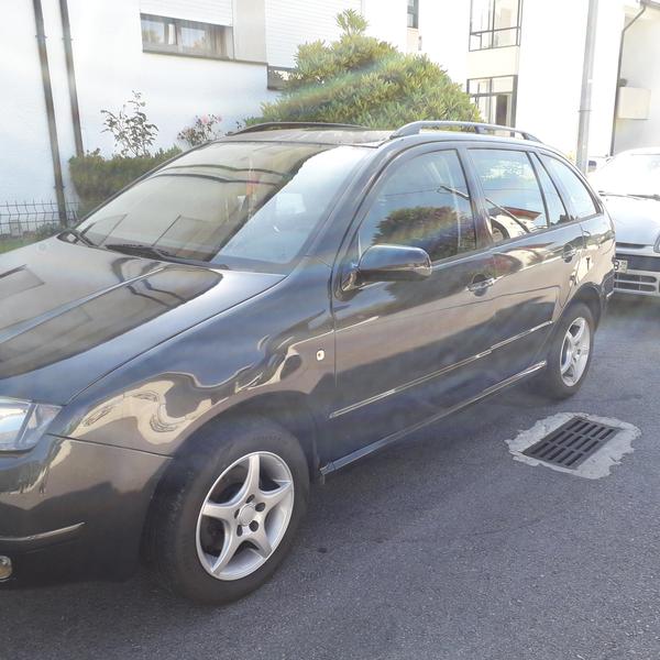 Škoda Fabia • 2003 • 143,669 km 10