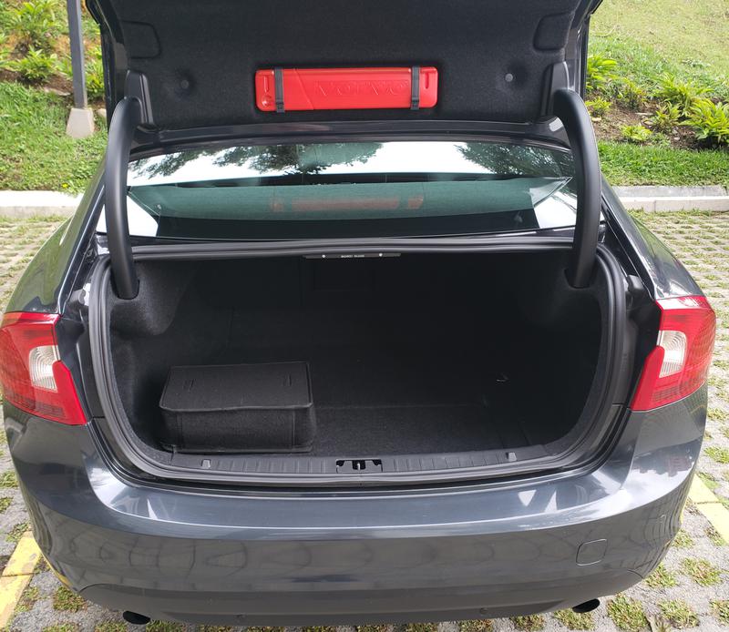 Volvo S60 • 2013 • 19,000 km 8