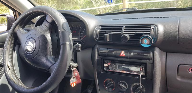 Seat Leon • 2000 • 260,000 km 2