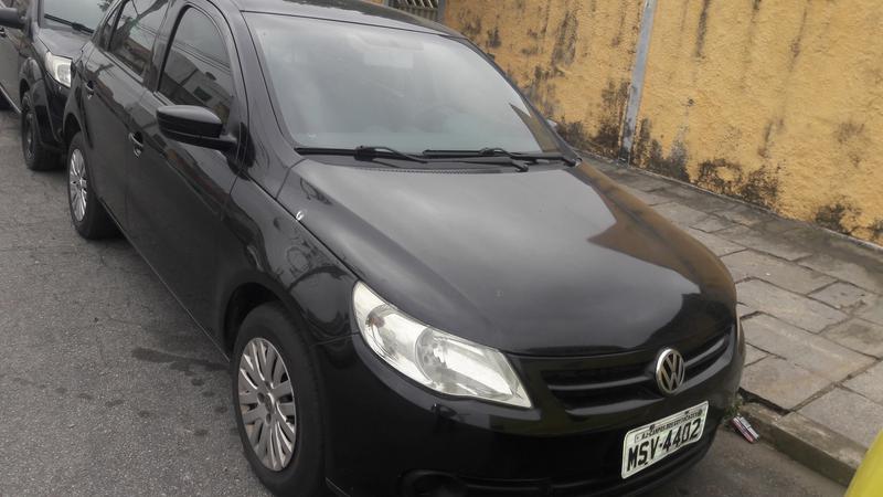 Volkswagen Gol • 2010 • 76,000 km 2
