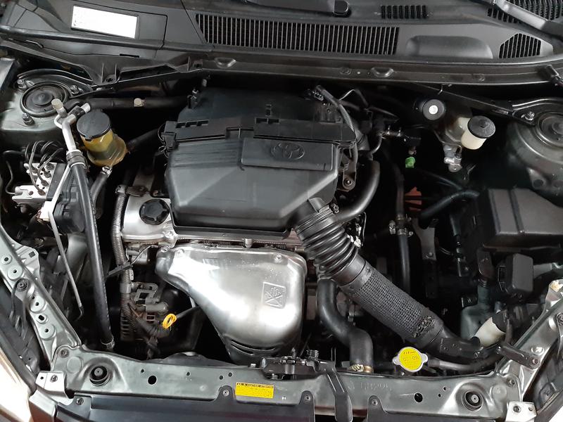 Toyota RAV4 • 2004 • 122,000 km 13