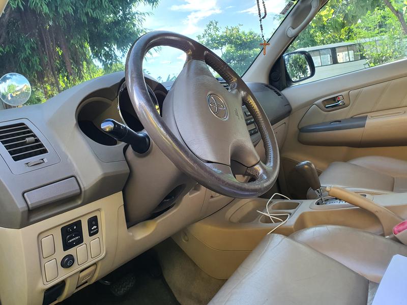 Toyota Fortuner • 2008 • 82,909 km 3