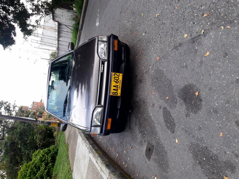 Mazda 323 • 1989 • 250,000 km 5