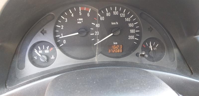 Opel Corsa • 2001 • 327,085 km 4