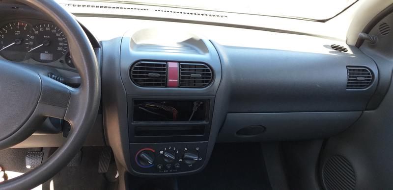 Opel Corsa • 2001 • 327,085 km 6