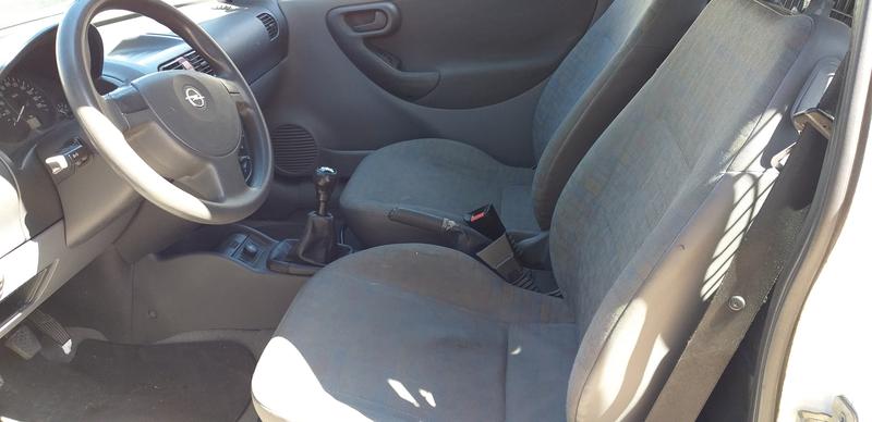 Opel Corsa • 2001 • 327,085 km 8