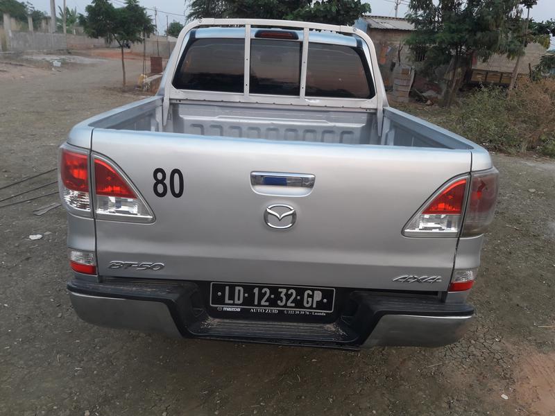 Mazda BT • 2015 • 157,780 km 2