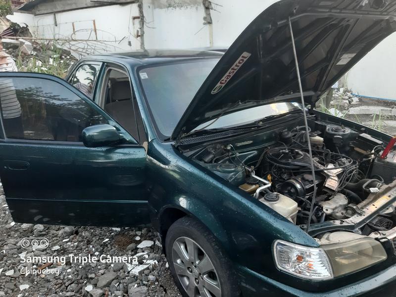 Toyota Corolla • 1999 • 150,000 km 3