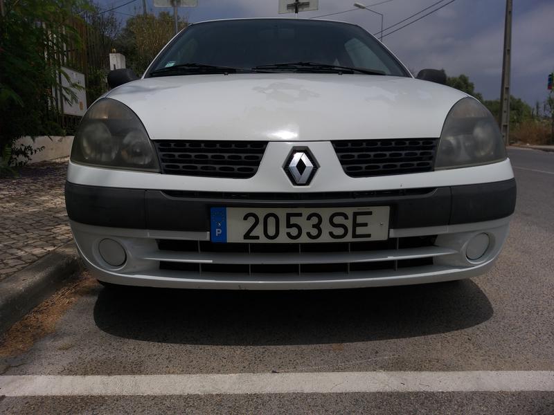 Renault Clio • 2001 • 270 km 4