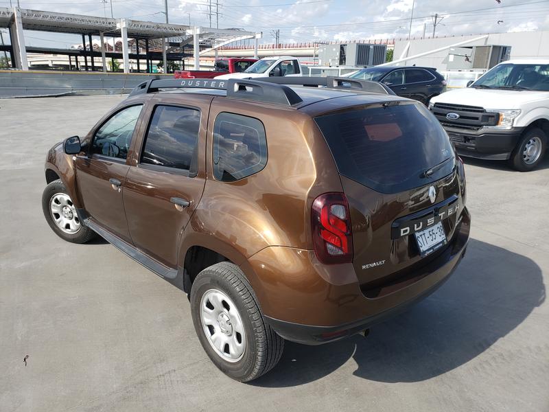 Renault Duster • 2017 • 36,000 km 10