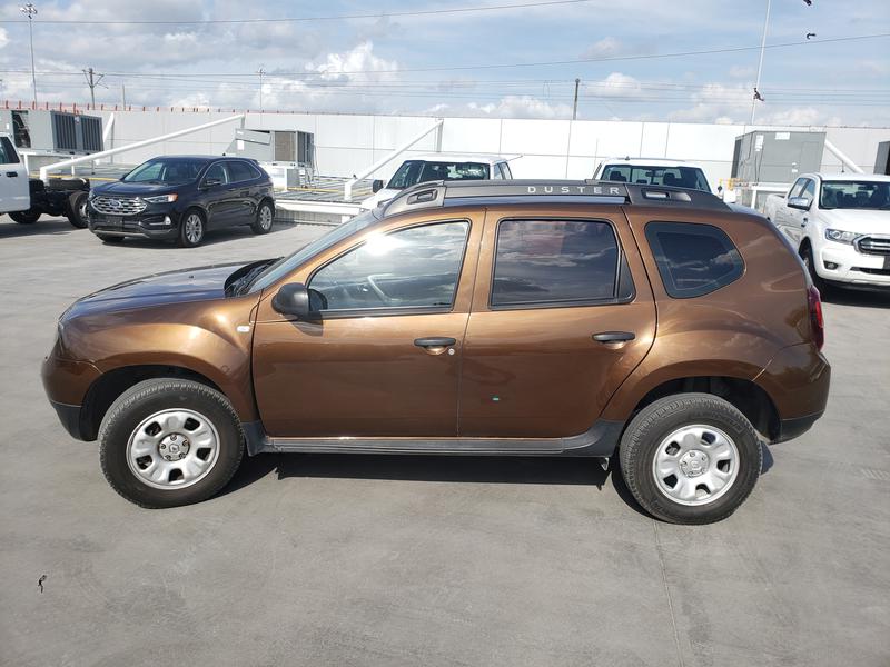 Renault Duster • 2017 • 36,000 km 3