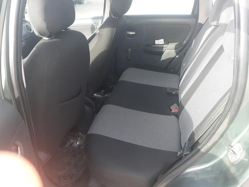 Citroën C3 • 2009 • 320,000 km 5