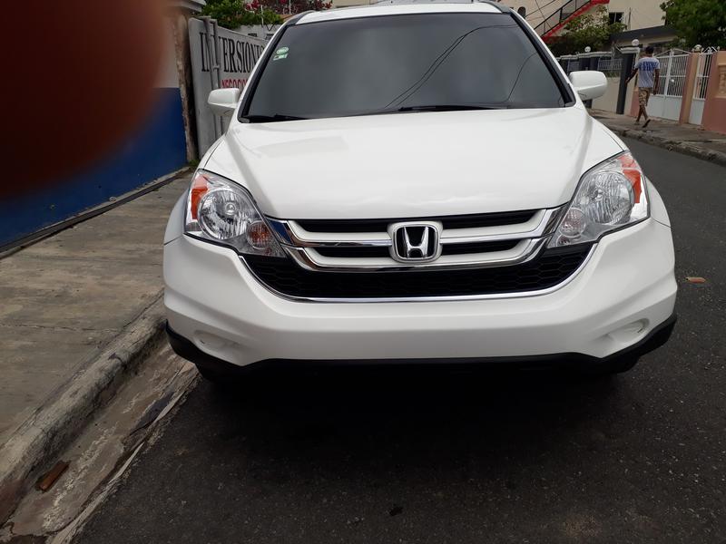 Honda CR-V • 2011 • 84,490 km 4
