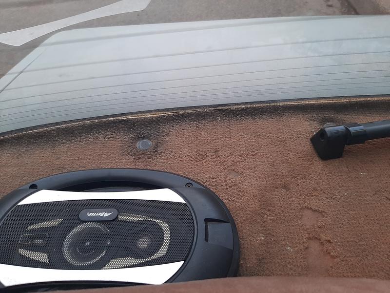 Mazda 323 • 1984 • 174,000 km 14