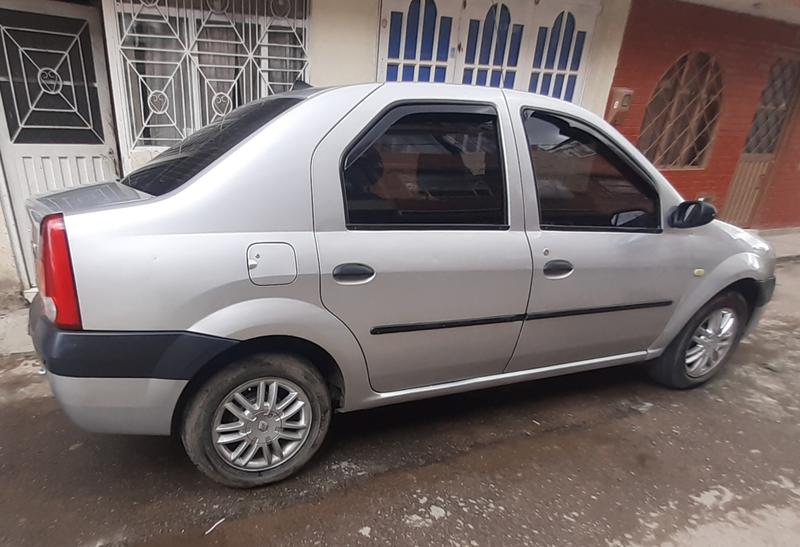 Renault Logan • 2006 • 150,000 km 4