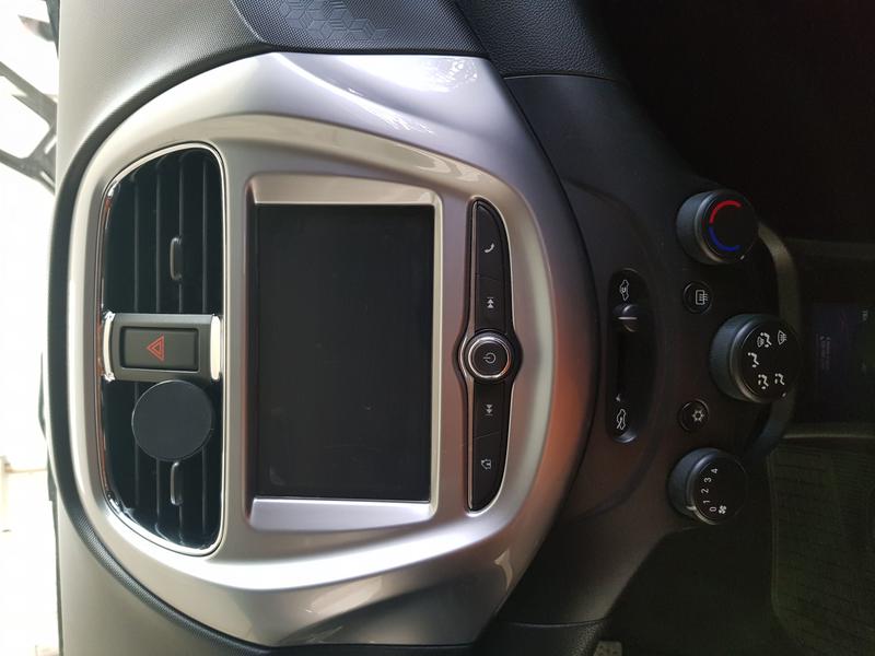 Chevrolet 1500 • 2019 • 16,000 km 3