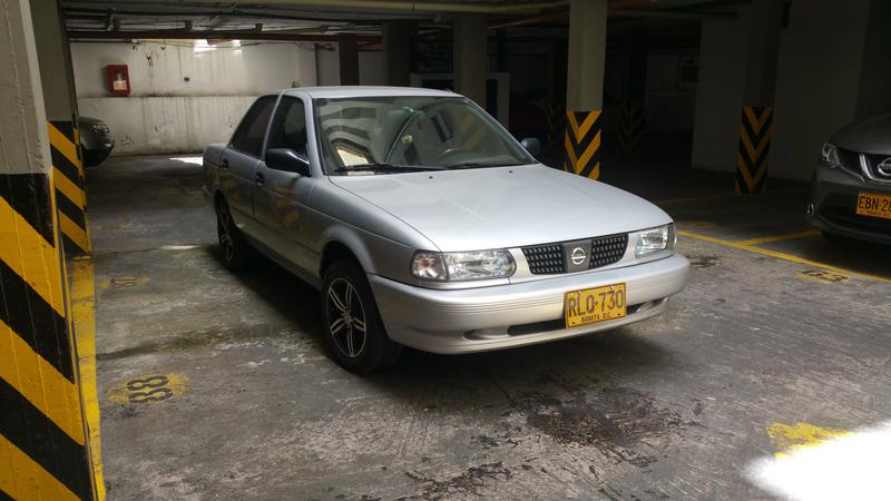 Nissan Sentra • 2012 • 57,000 km 7