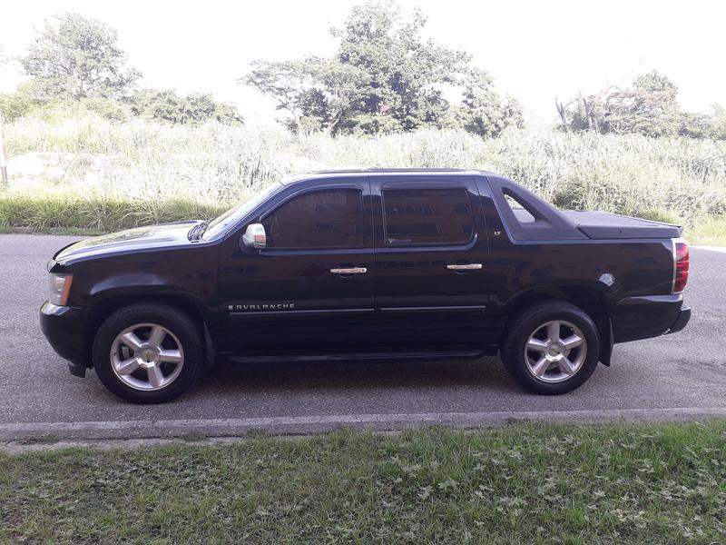 Chevrolet Avalanche • 2007 • 262,000 km 7