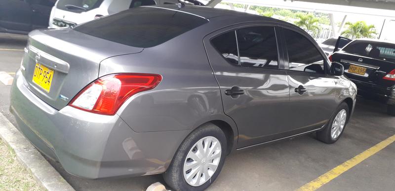 Nissan Versa • 2018 • 36,798 km 5