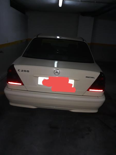 Mercedes-Benz 200 D • 1998 • 70,000 km 3