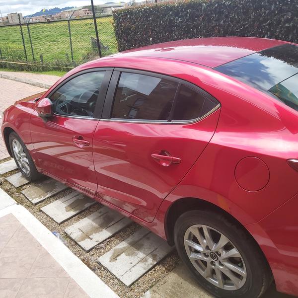 Mazda 3 • 2018 • 41,000 km 9