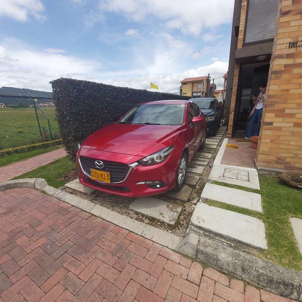 Mazda 3 • 2018 • 41,000 km 6