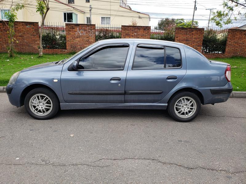 Renault Symbol • 2008 • 139,000 km 2