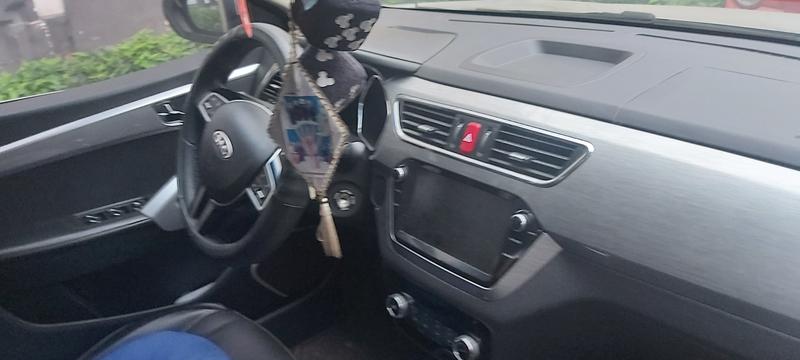 JAC S5 • 2018 • 29,800 km 5