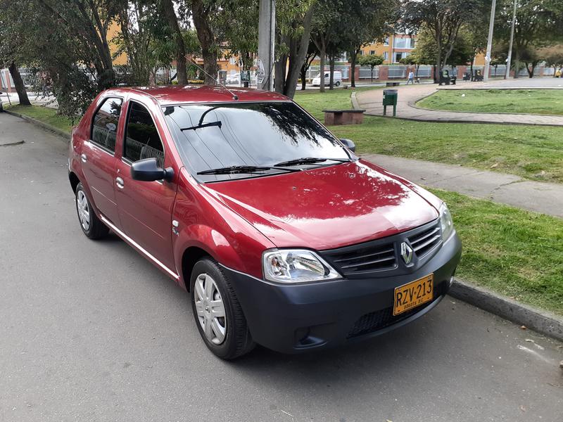 Renault Logan • 2010 • 125,000 km 4