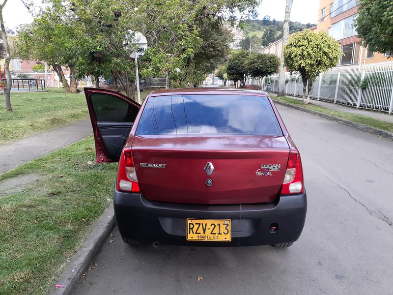 Renault Logan • 2010 • 125,000 km 8