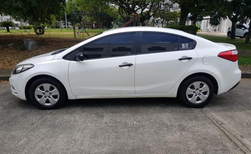 Kia Cerato • 2014 • 75,000 km 2