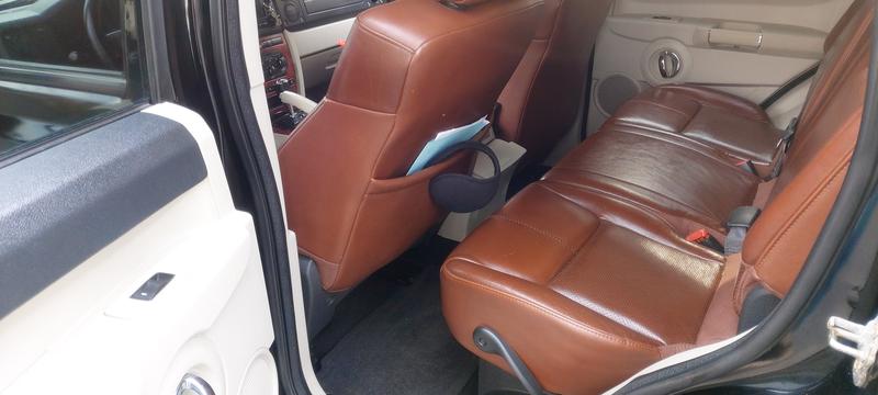 Jeep Commander • 2006 • 180,000 km 11