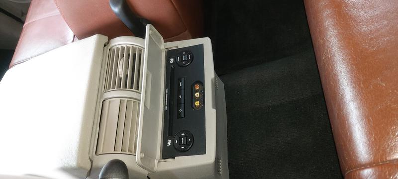 Jeep Commander • 2006 • 180,000 km 18