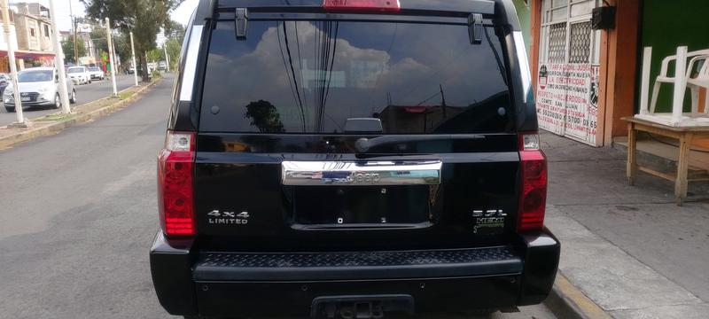 Jeep Commander • 2006 • 180,000 km 12