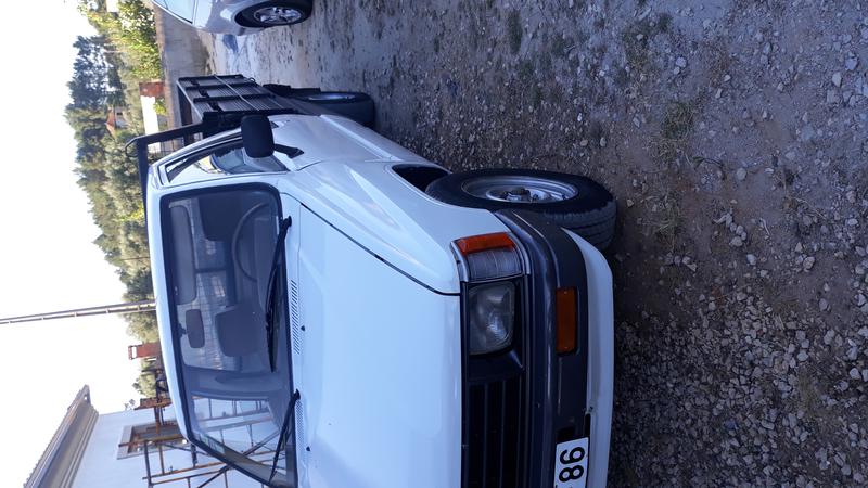 Toyota Hilux • 1989 • 300 km 6