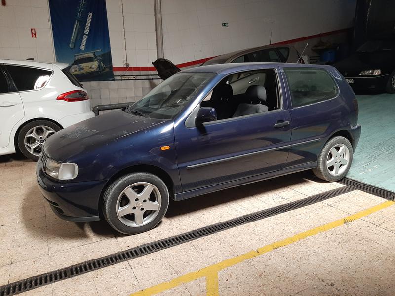 Volkswagen Polo • 2000 • 135,000 km 4