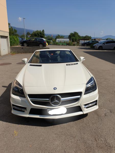 Mercedes-Benz SLK • 2011 • 123,000 km 9