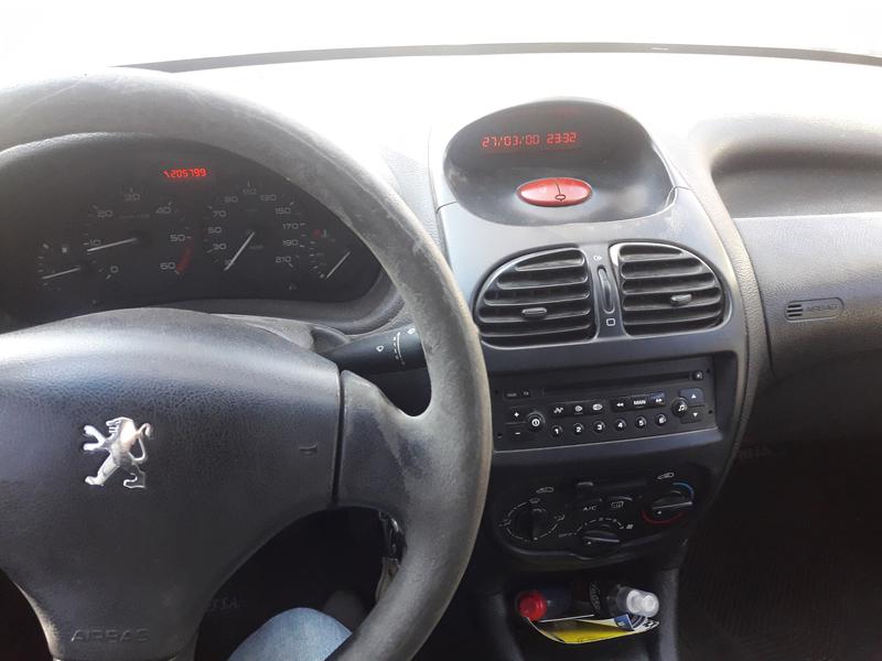 Peugeot 206 • 2008 • 200 km 4