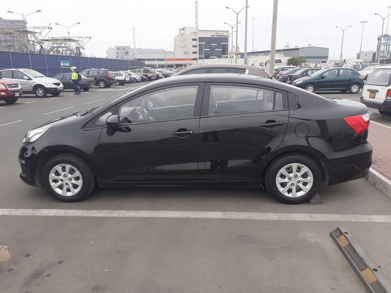 Kia Rio sedan • 2017 • 59,000 km 1